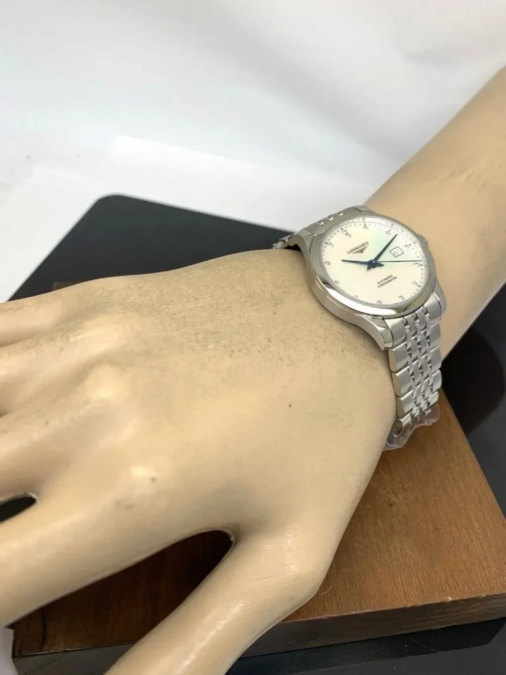 Longines Women's Watch L23214876 Swiss Automatic Mother of Pearl Diamond Dial